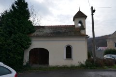 pohled zleva