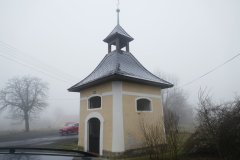 pohled zepředu zprava