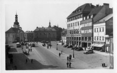 celkový pohled na město s kostelem