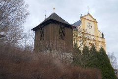 pohled zezadu zprava