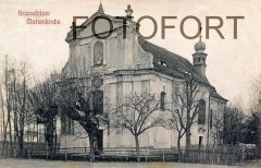 dobová pohlednice s motivem kostela