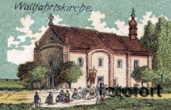 dobová pohlednice vsi s kostelem - výřez