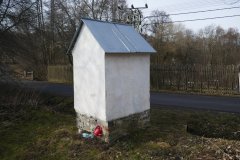 pohled zezadu zleva