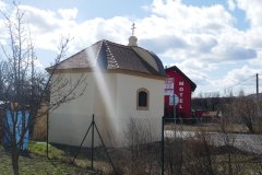 pohled zezadu zleva