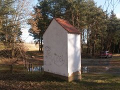 pohled zezadu zleva