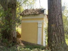 pohled zleva