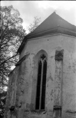 presbytář kostela