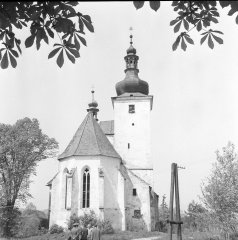 starší foto kostela