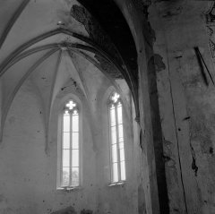 pohled do interieru - presbytář