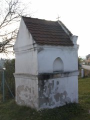 pohled zezadu zleva