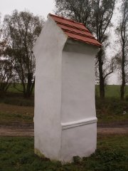 pohled zezadu zleva