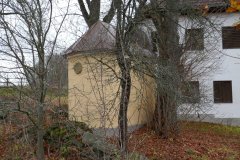 pohled zezadu zleva