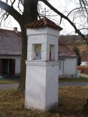 pohled zezadu zleva