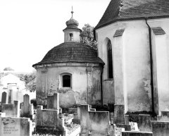 starší foto kostela