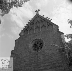 průčelí kostela