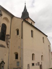 pohled zezadu zleva