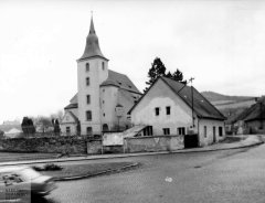 starší foto kostela