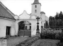 starší foto kostela