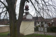 pohled zezadu zprava