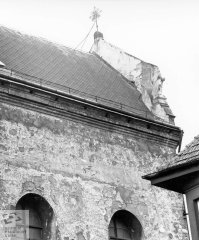 kostel před opravou