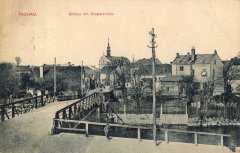dobová pohlednice města s kostelem