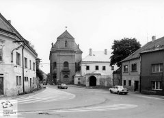 starší foto kostela