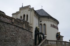 pohled zezadu zprava