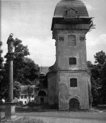 starší foto kostela