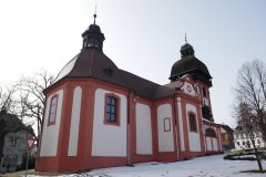 pohled zezadu zleva