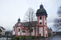pohled zepředu zleva