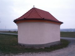 pohled zezadu zleva