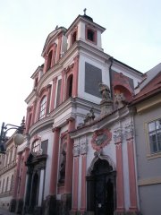 pohled zepředu zprava