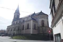pohled zezadu zprava