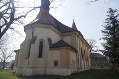 pohled zezadu zleva