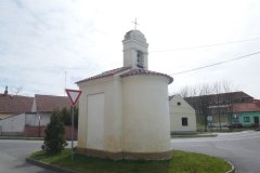 pohled zezadu zprava