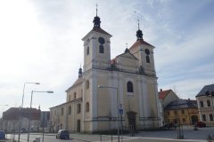pohled zepředu zleva