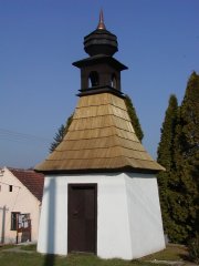 pohled zepředu zprava