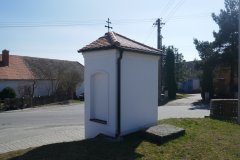 pohled zezadu zprava