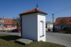 pohled zezadu zleva