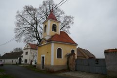 pohled zepředu zprava