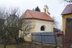 pohled zezadu zleva