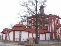 pohled zezadu zprava