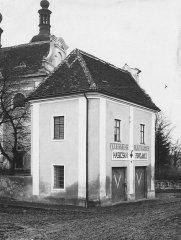 kaple přestavěná na hasičskou zbrojnici