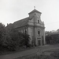 starší foto kostela