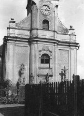 starší foto kostela - průčelí