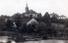 kostel ještě na kopečku