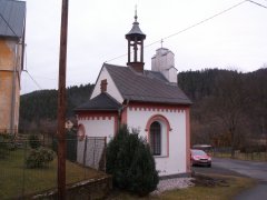 pohled zezadu zleva