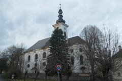 pohled zezadu zprava
