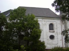 pohled zprava