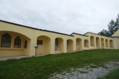 pohled na křížovou cestu